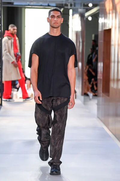 Look 102